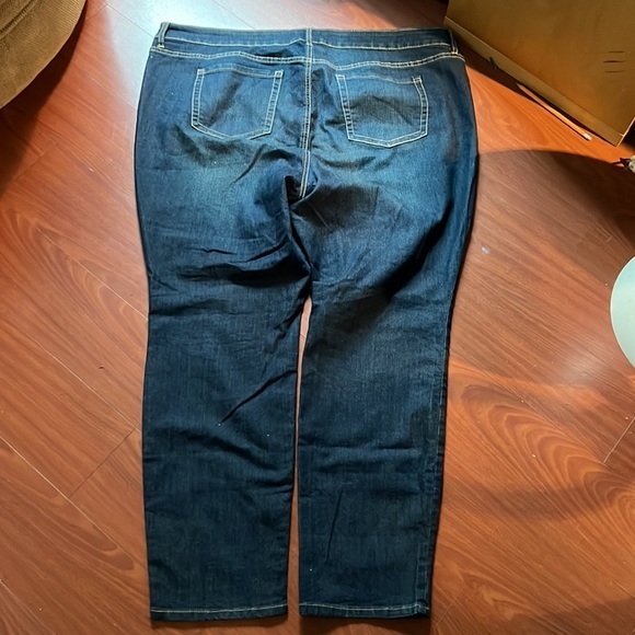 Torrid‎ denim size 24S dark blue 2 pair bundle - Picture 2 of 15